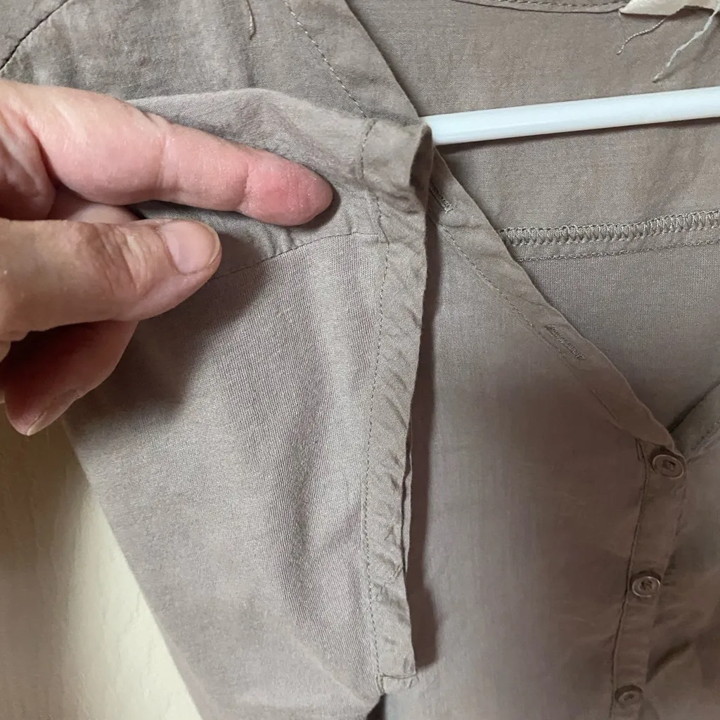 Sonoma  Taupe Button Down Women's Top - Image 6