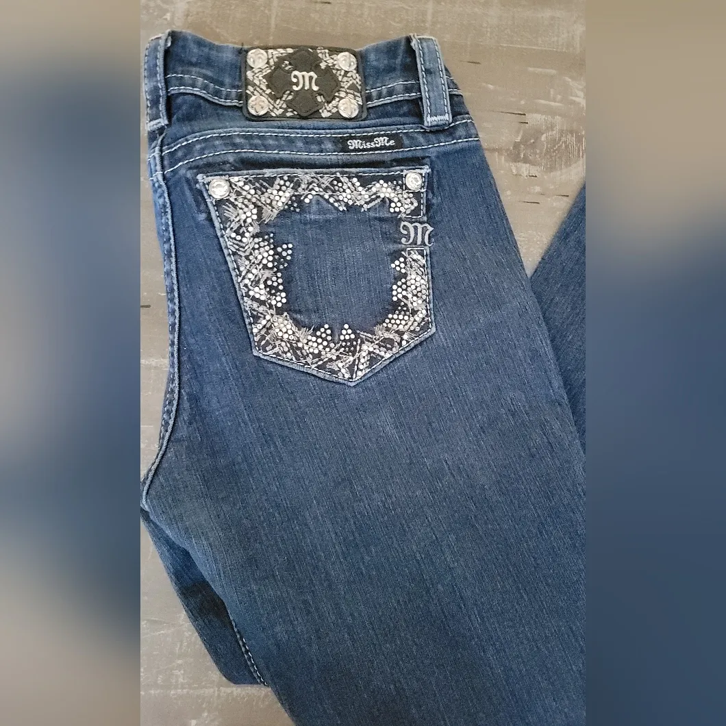 Miss Me Mid Rise Easy Boot Cut Size 29 - Image 16