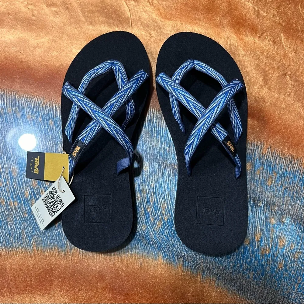 NWT Teva Olowahu Slip on strappy sandals size 6 indigo black - Image 2