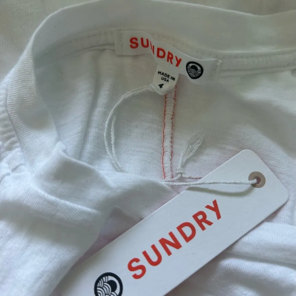 NWT Sundry T shirt top - Image 4