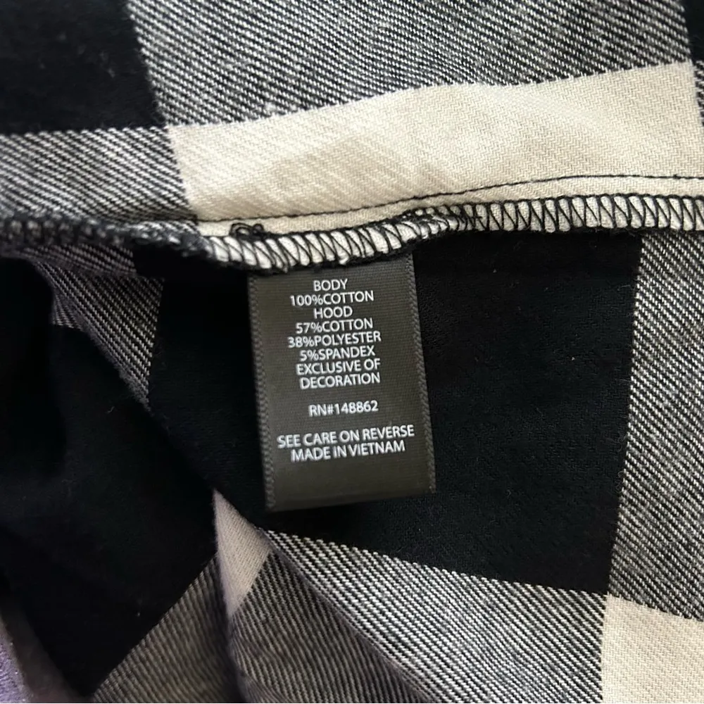 Torrid Cotton Flannel Hoodie Buffalo Plaid Button Up Long Sleeve Top - Image 7