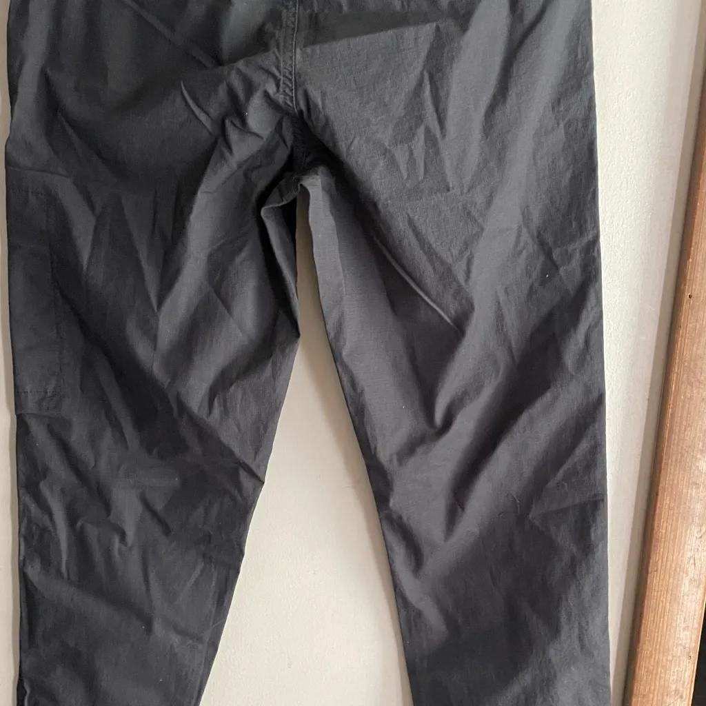 Vuori Womens Ripstop Pant Charcoal - Image 12