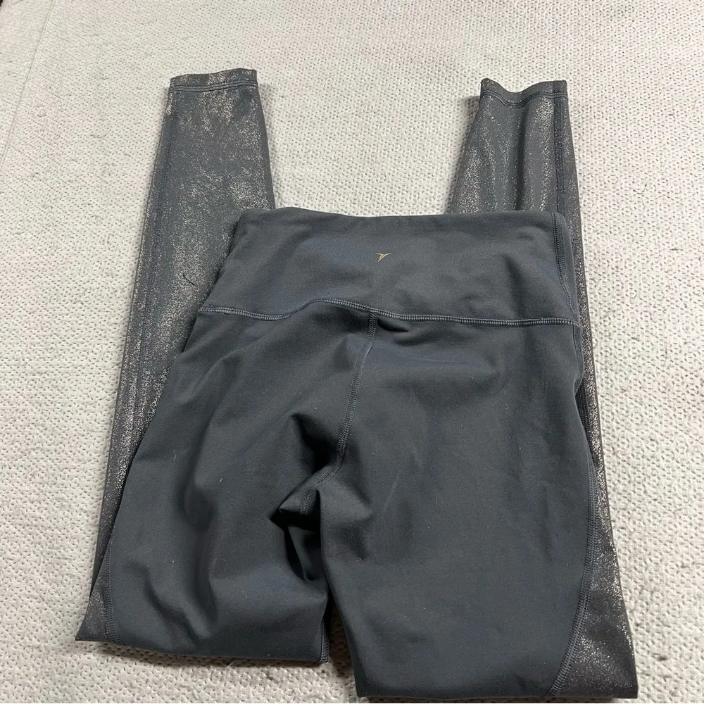 ⭐Old Navy Go-Dry Gray Metallic Shimmery Active Athleisure Workout Leggings Small - Image 4