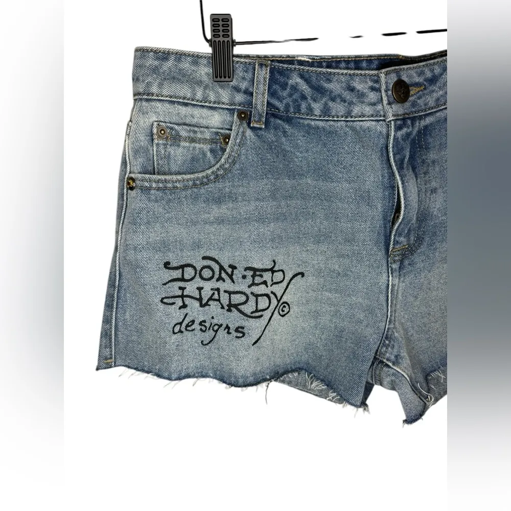 Ed Hardy Born Free Cut Off Shorts Size 30 - Image 5