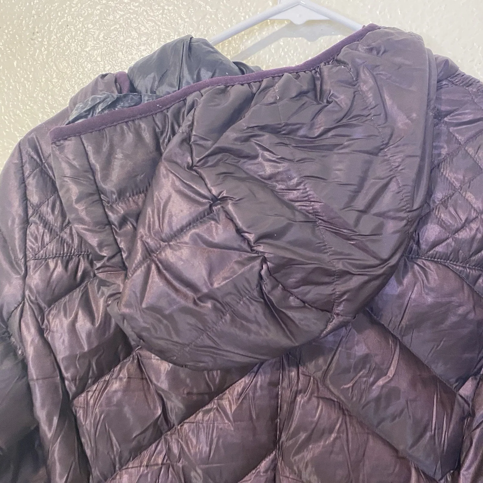 BCBGeneration  Ultra Lightweight Packable Down Puffer Jacket Womens Raisin Small - Image 7