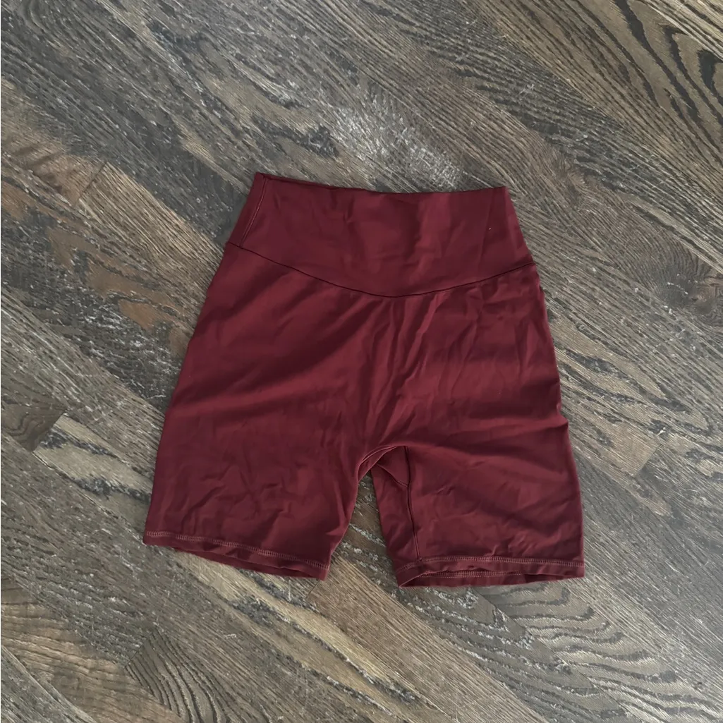 Gilly Hicks Activewear bundle: mini skorts and hidden bunch scrunch workout shorts - Image 8