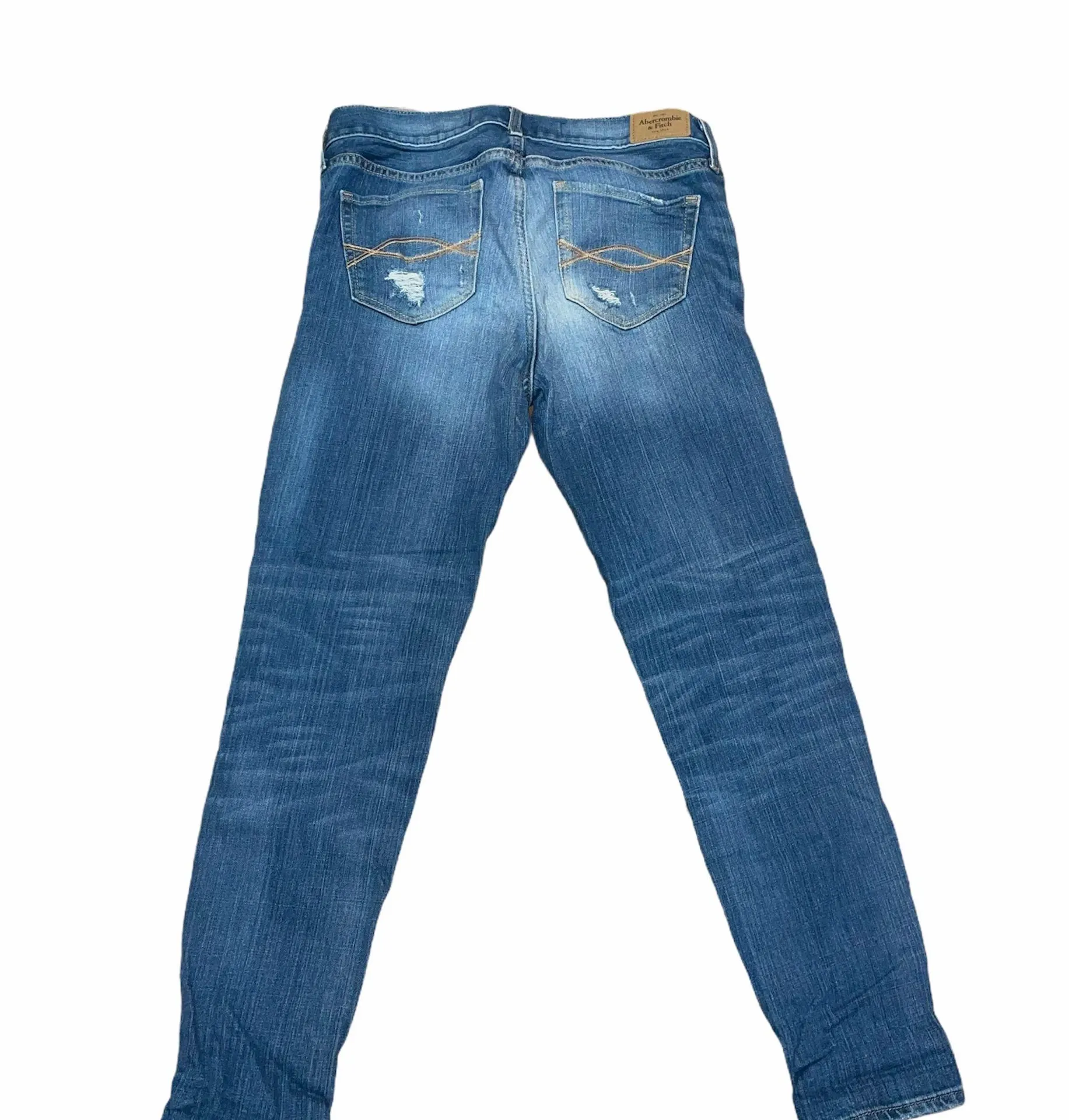 Distressed Cropped Jeans - Image 2