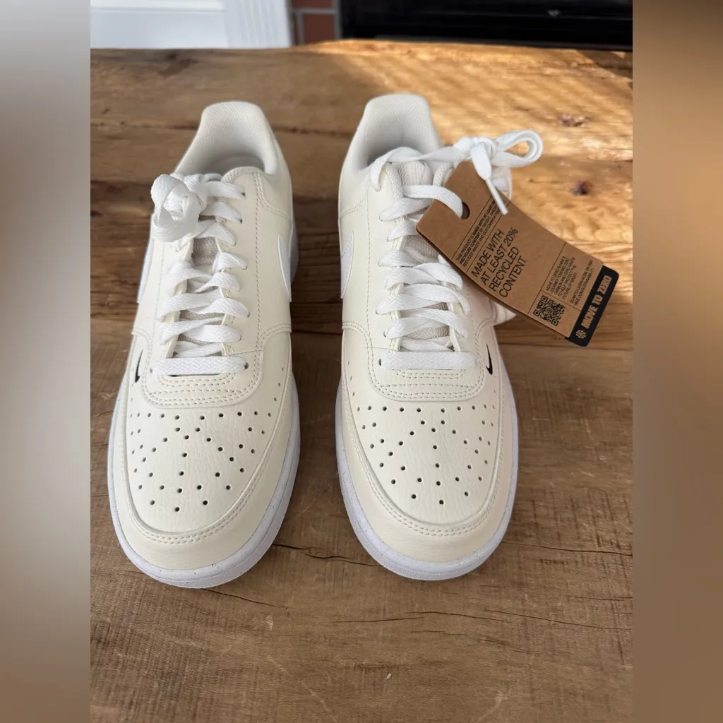 NEW IN BOX Women’s Nike Court Vision Lo NN low ~ white/pale-ivory-black ~ 10 - Image 5