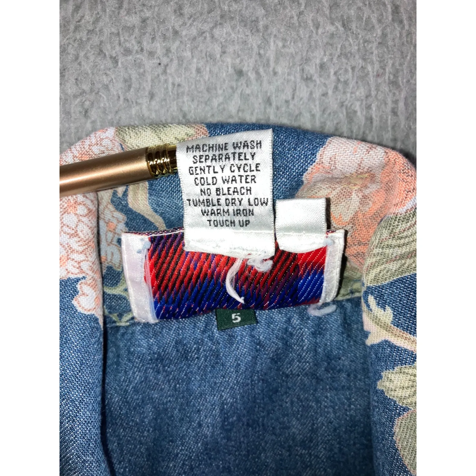 Vintage Country Wear Denim Floral Shirt Women Large Button Up Retro Western Blue - Image 7