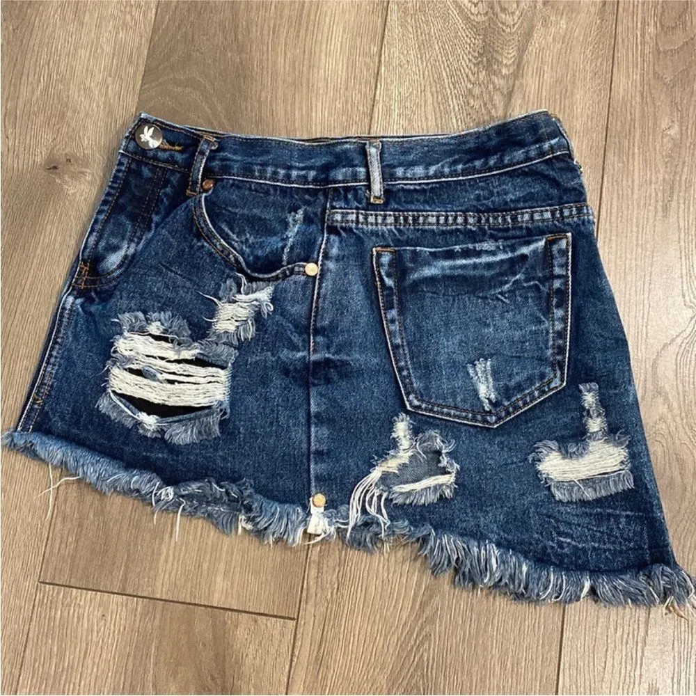 One Teaspoon Junkyard Distressed Blue Jean Skirt Size‎ 25 - Image 14
