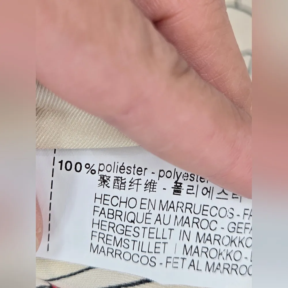 Zara Tropical Short Sleeve Hibiscus Floral Hawaiian Blouse size XL - Image 10