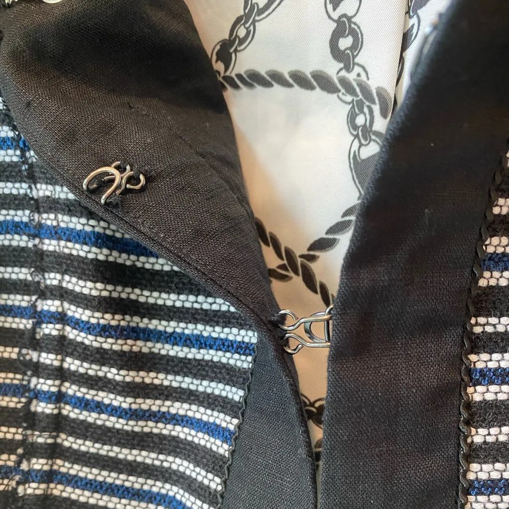 White House Black Market Tweed Blazer Size 2 - Image 4