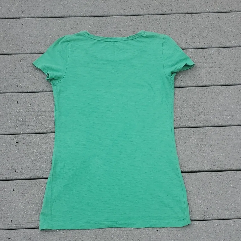 American Eagle Feeling Lucky Tonight Y2K Shirt Sleeve Graphic Tee - Image 7