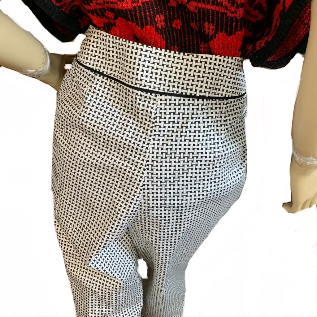 TALBOTS BLACK & WHITE WOVEN LOOK PATTERN COTTON CROPPED PANTS (18) - Image 7