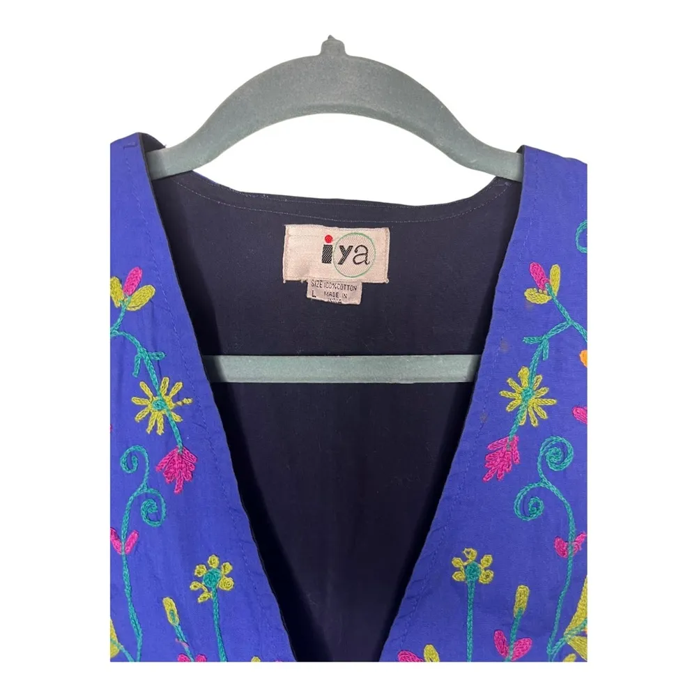 Needlepoint Floral Vintage Vest - Image 2