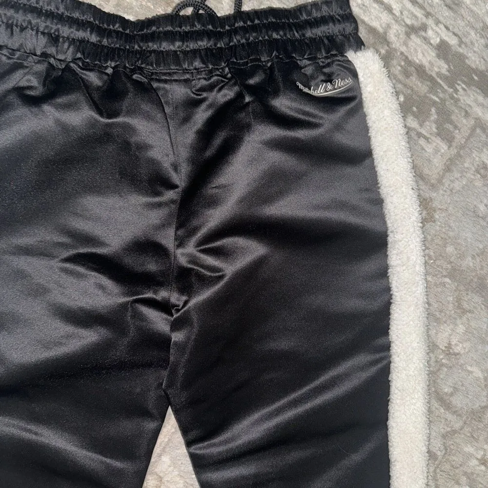 NWOT Phoenix Suns Mitchell & Ness Pants Women's Medium Sherpa - Image 6