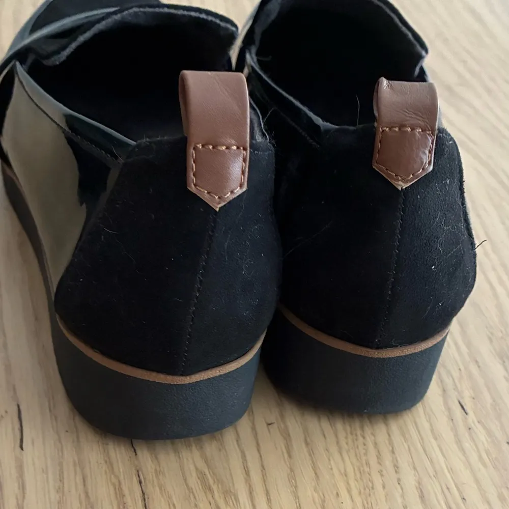 Dr Scholl's Womens Black Patent/Faux Suede Microfiber Loafer Flats Shoes 7.5 - Image 5