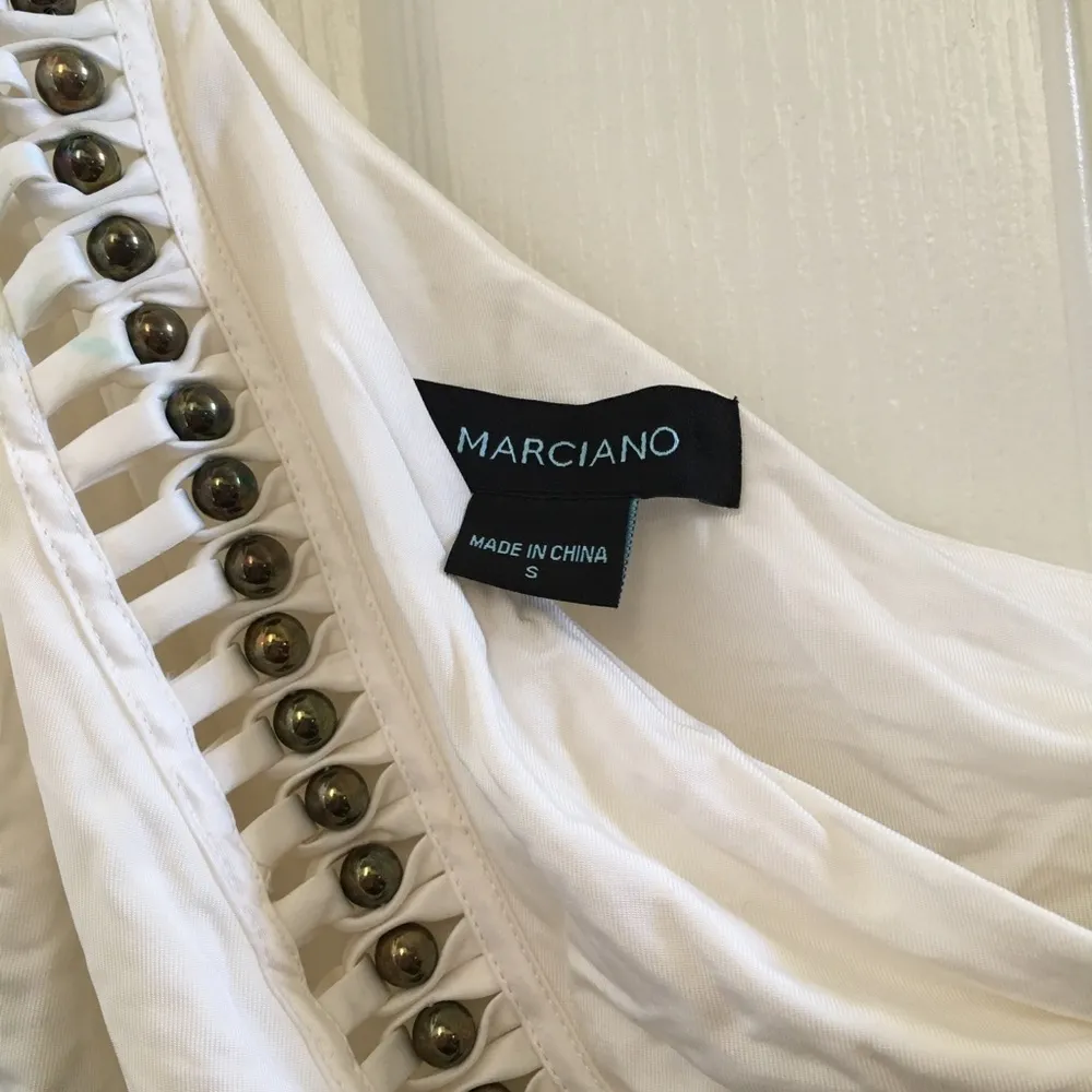 Marciano FINAL MARKDOWN Ladies  single strap dress small - Image 4