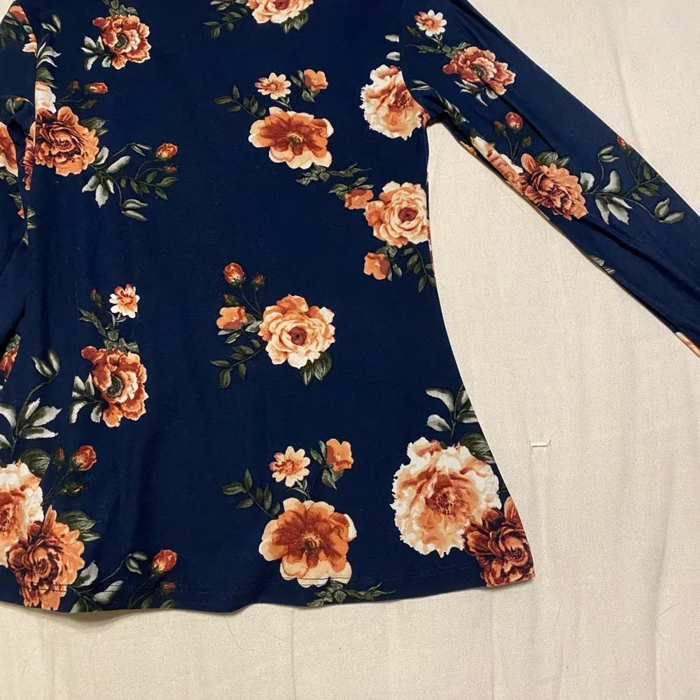 Floral long sleeve shirt - Image 3