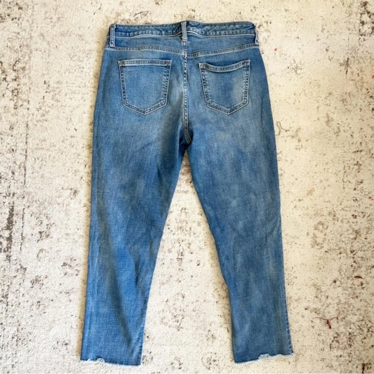 Universal Threads Universal Thread Medium Wash Boyfriend Crop Jeans - Image 2