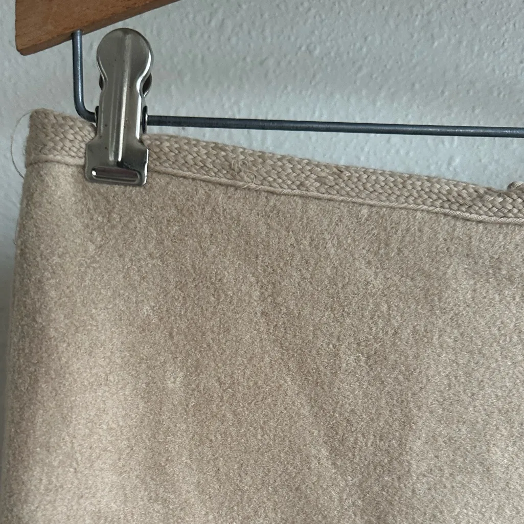 Banana Republic Wool Skirt - Image 6