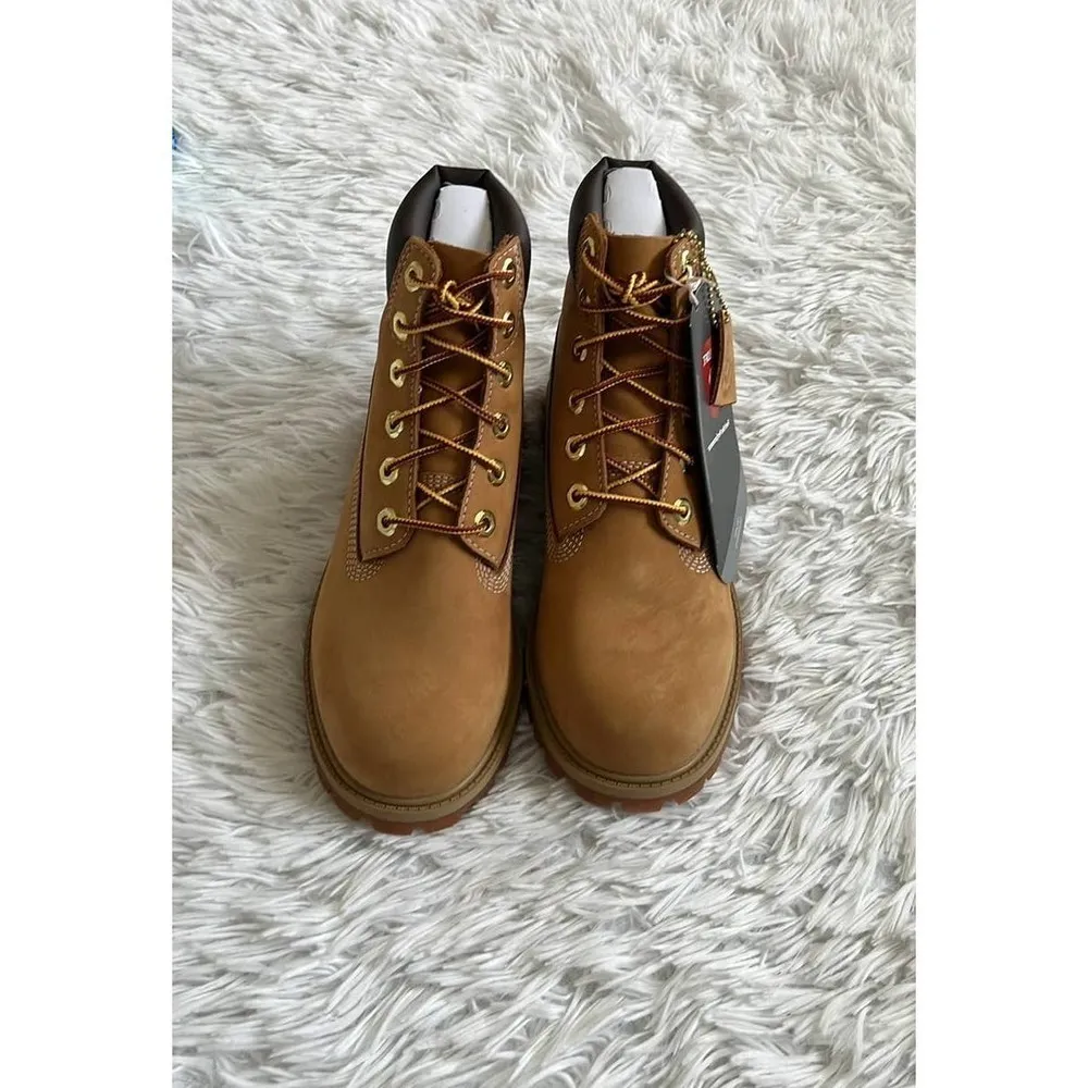 Timberland 6" Premium Waterproof Boots Wheat Nubuck size 4.5 Juniors - Image 4