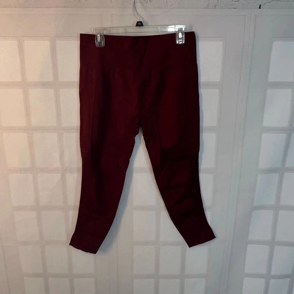 Fabletics sync 7/8 perforated legging size xl - Image 2