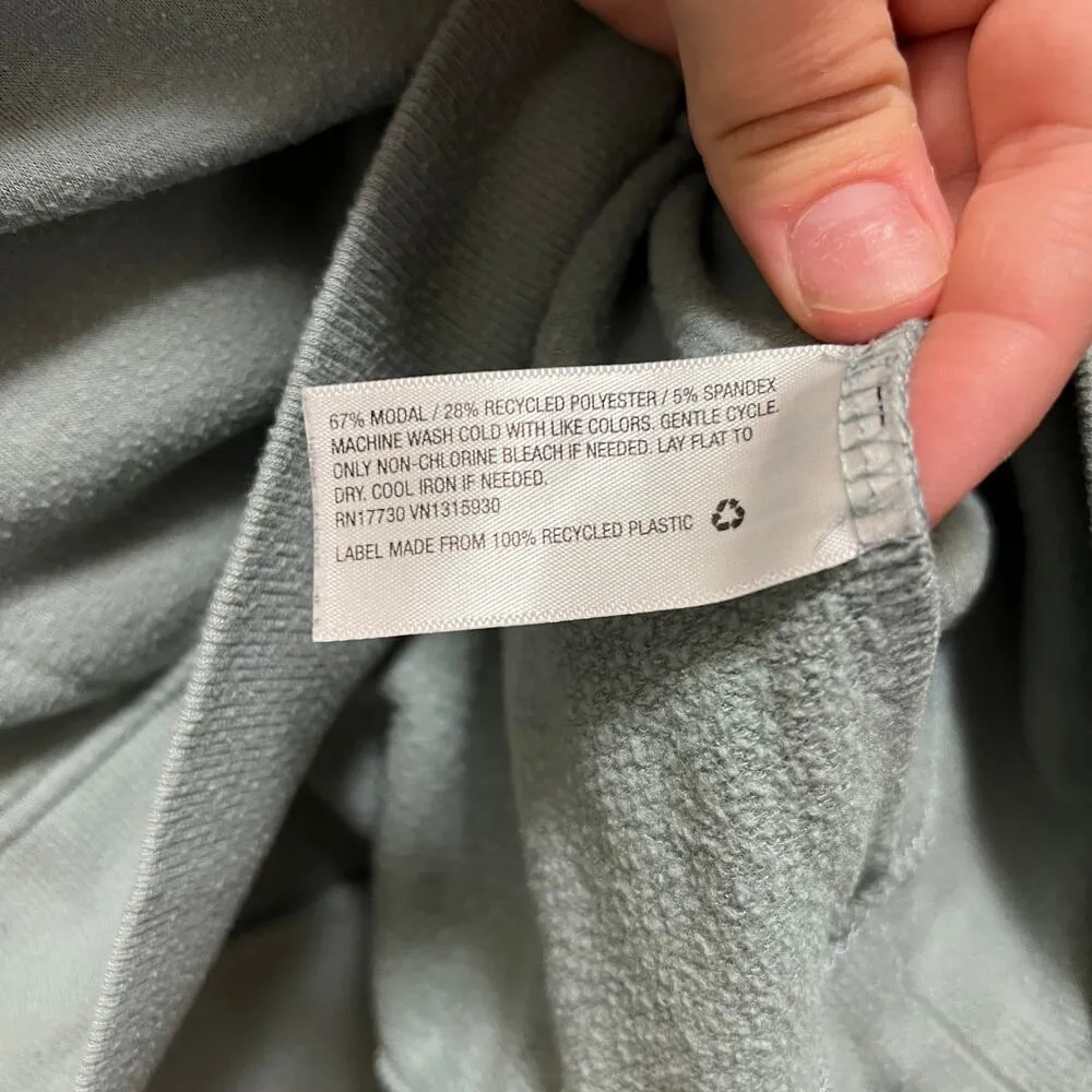 A New Day Teal Crew Neck Super Soft Sweater Pullover Size Medium - Image 5