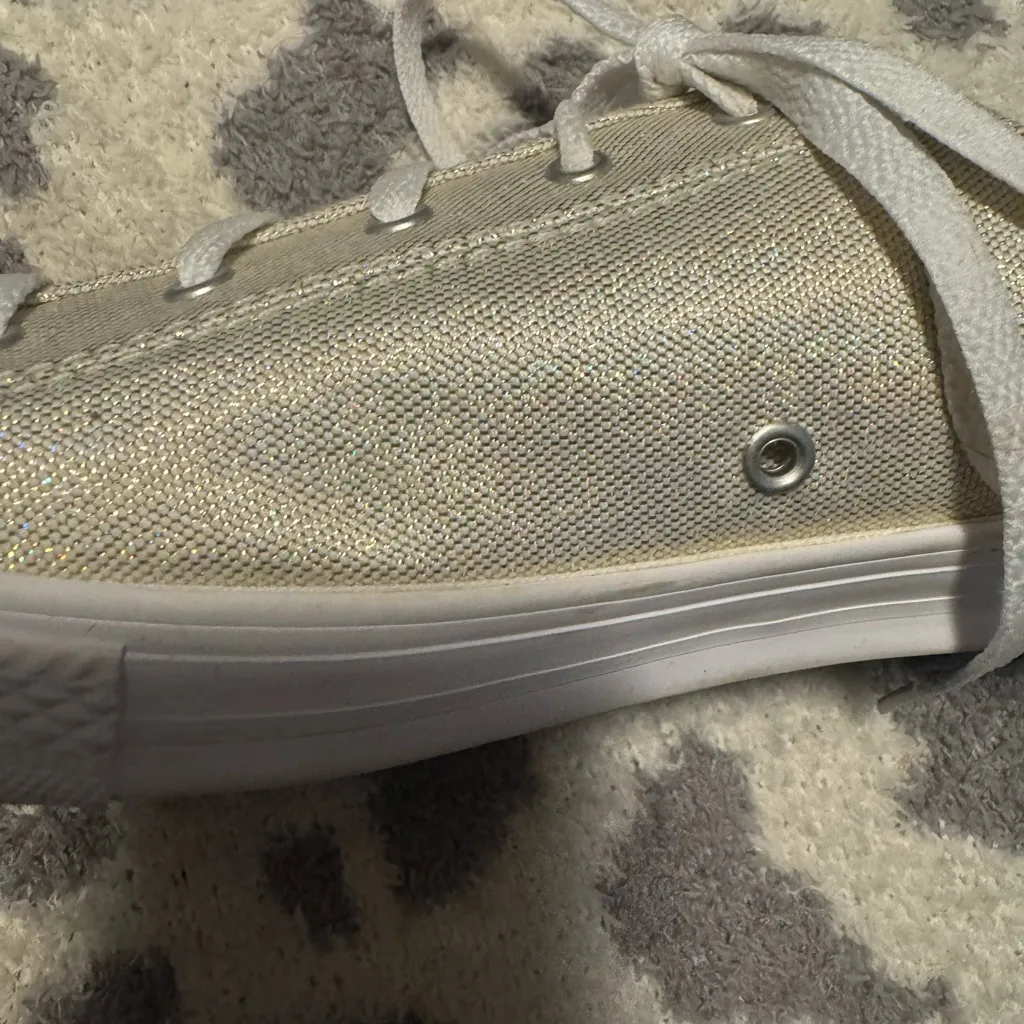 Converse Gold and White Women's Sneakers - Image 6