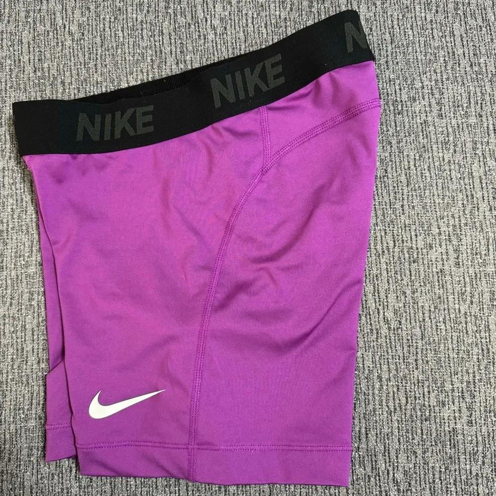 Nike Dri-Fit Bike Shorts - Image 2