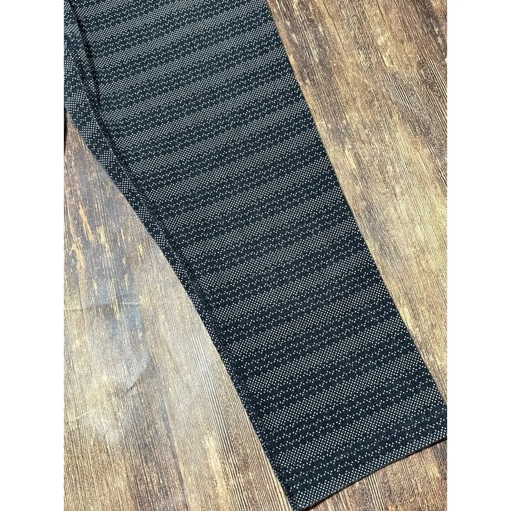 Nike Dri Fit Capri Leggings size SMALL - Image 2