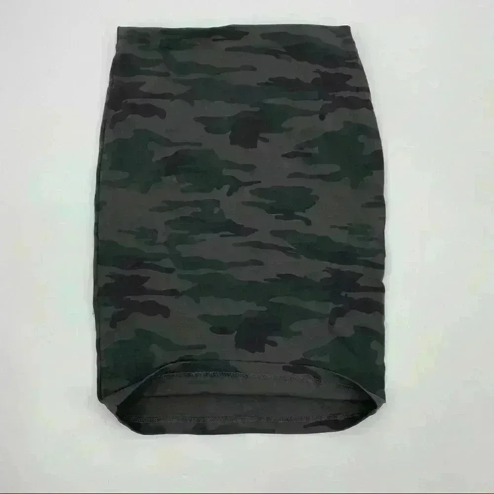 Sanctuary Camo Print Stretch Midi Ponte Pencil‎ Women's Skirt Size Small - Image 5