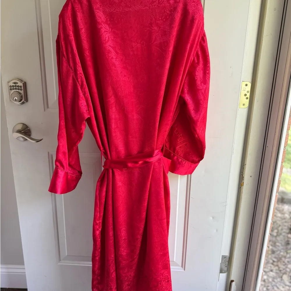 Victorias Secret Gold Label Belted Robe - Image 5