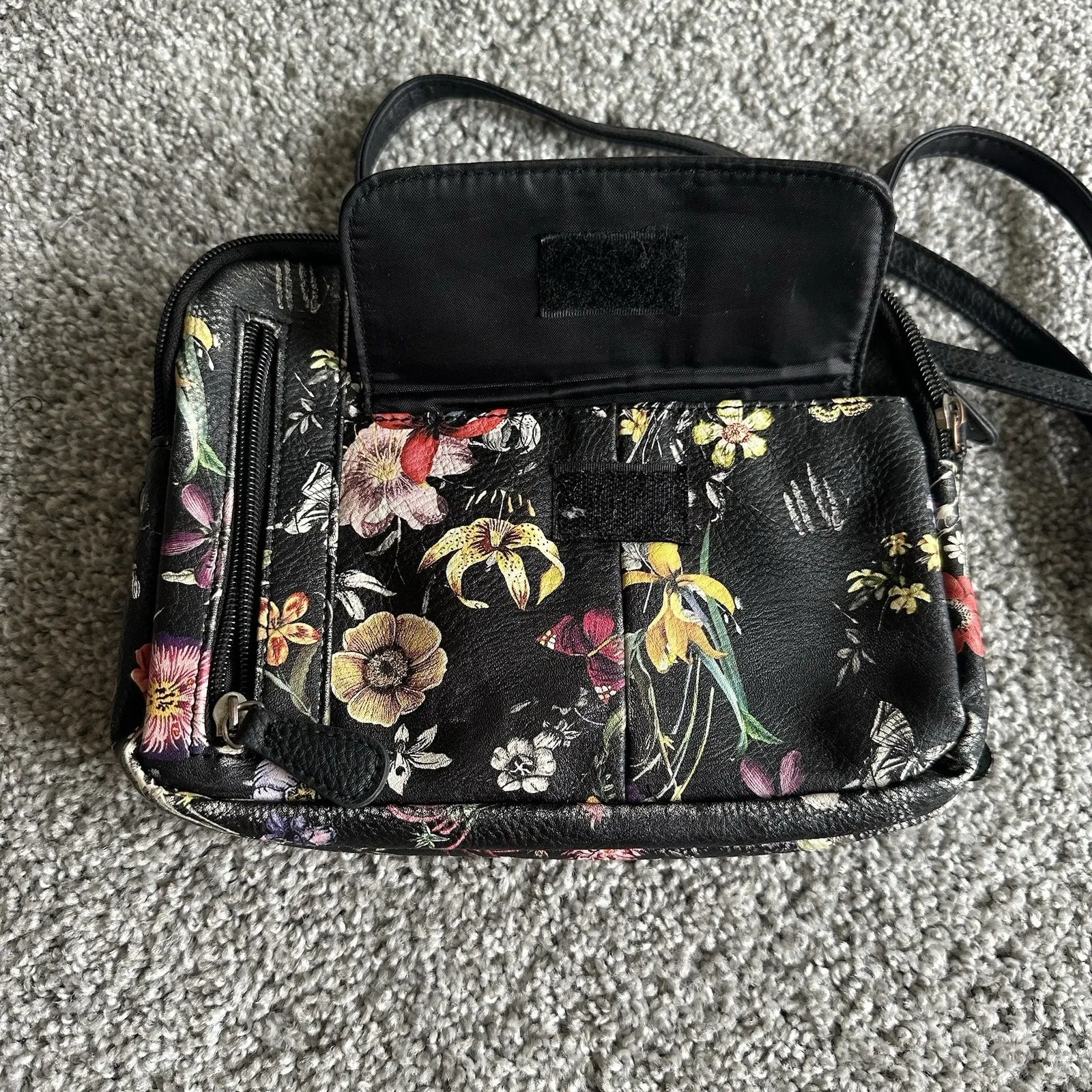 Beautiful Black Floral Print Multi Sac Crossbody Purse Bag So Many Pockets!‎ - Image 9