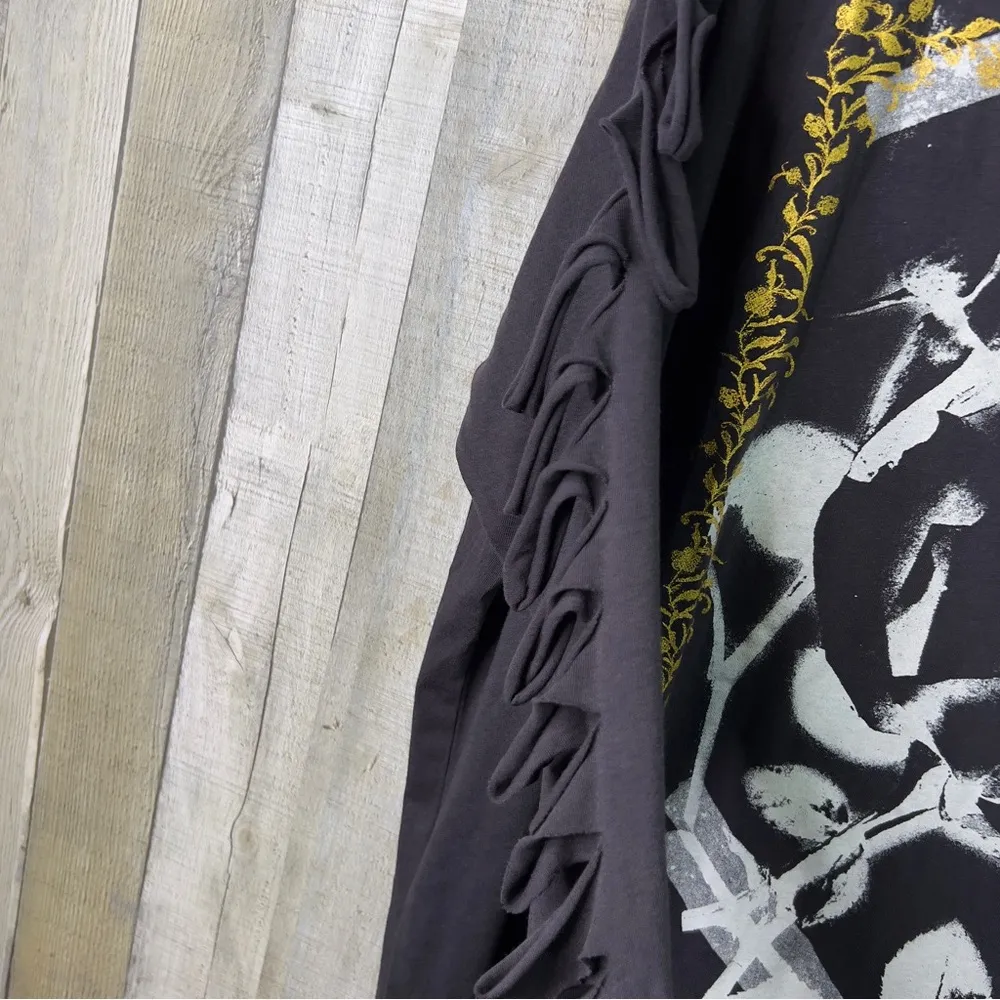 Torrid Size 4(4X)(26) Roses Classic Fit Cotton Slashed Neck Long Sleeve Slashed - Image 4