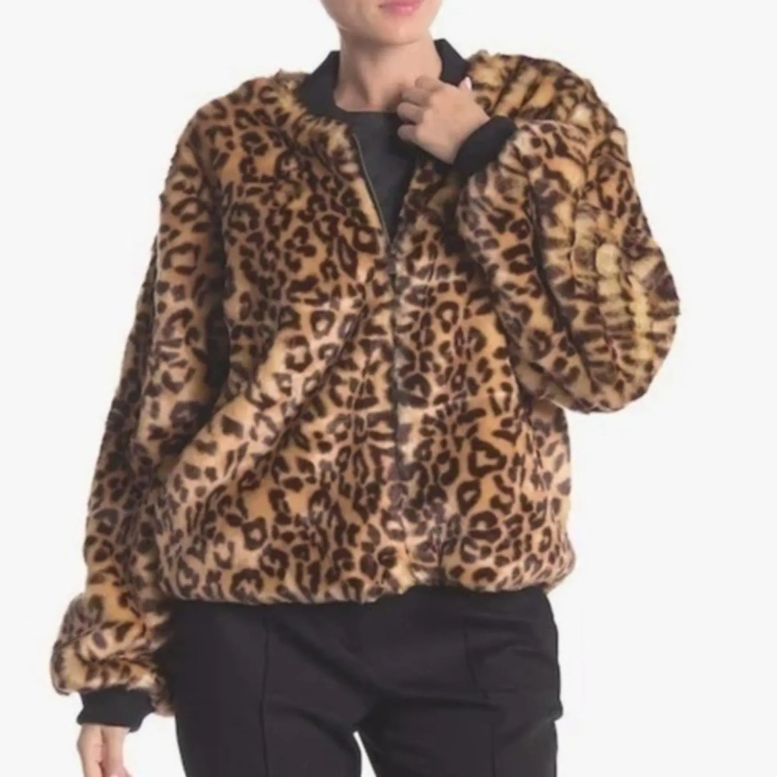 Splendid Faux Fur Jacket Leopard Print full zip cozy mob wives Women’s Size XS - Image 2