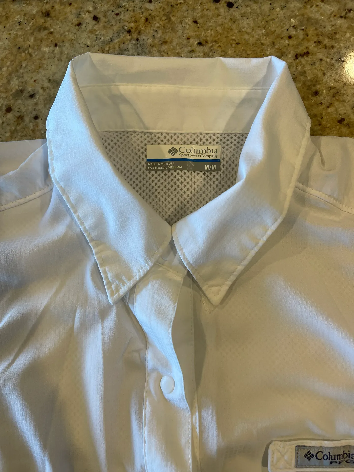 Columbia White Sleeveless  PFG - Image 4