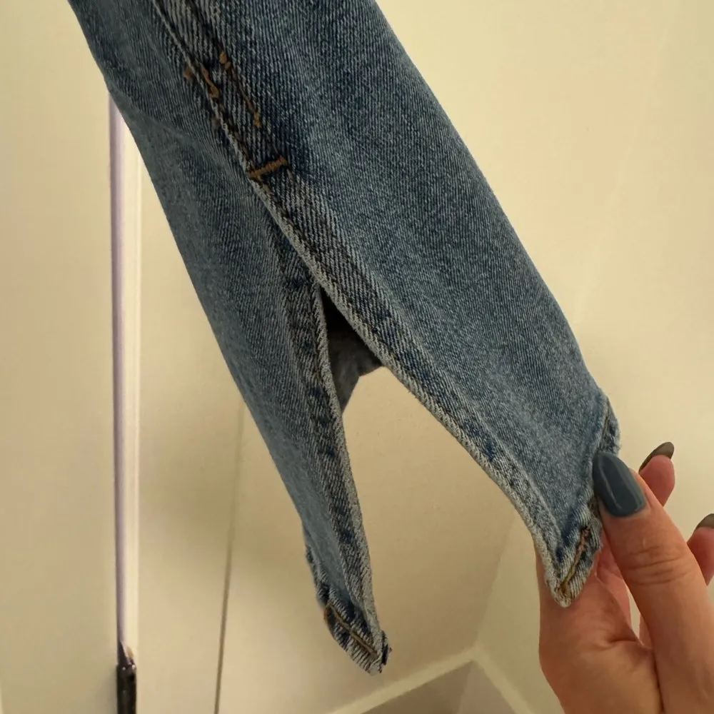Abercrombie Hi Rise Skinny Slit Jeans - Image 3