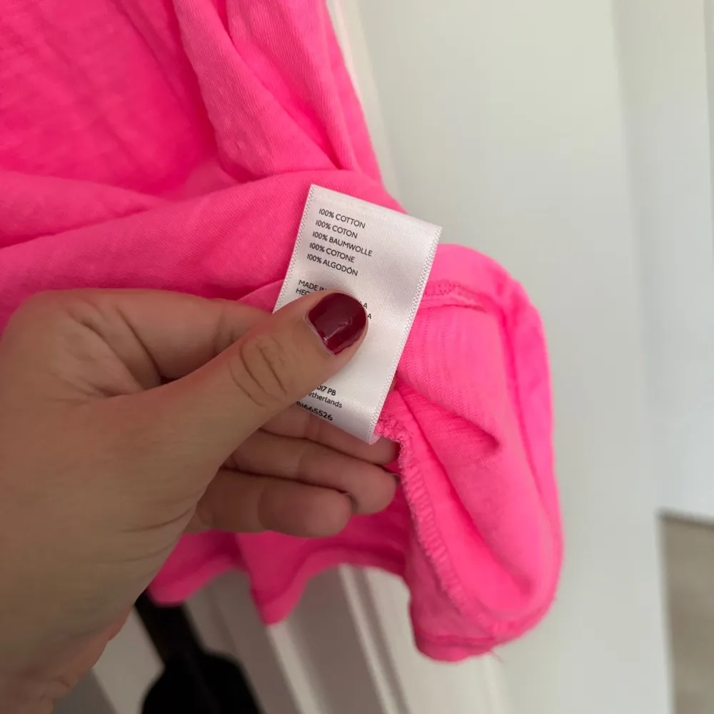 NWT Pilcro Anthropologie Babydoll Henley Neon Pink Short Sleeve V Neck Top - Image 5