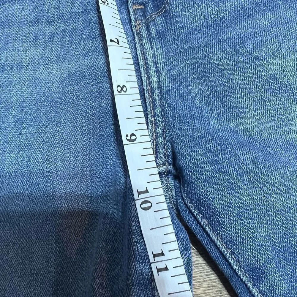 Levi Strauss & Co Women's 724 High Rise Straight‎ Ripped Jeans Pocket Denim Size - Image 9