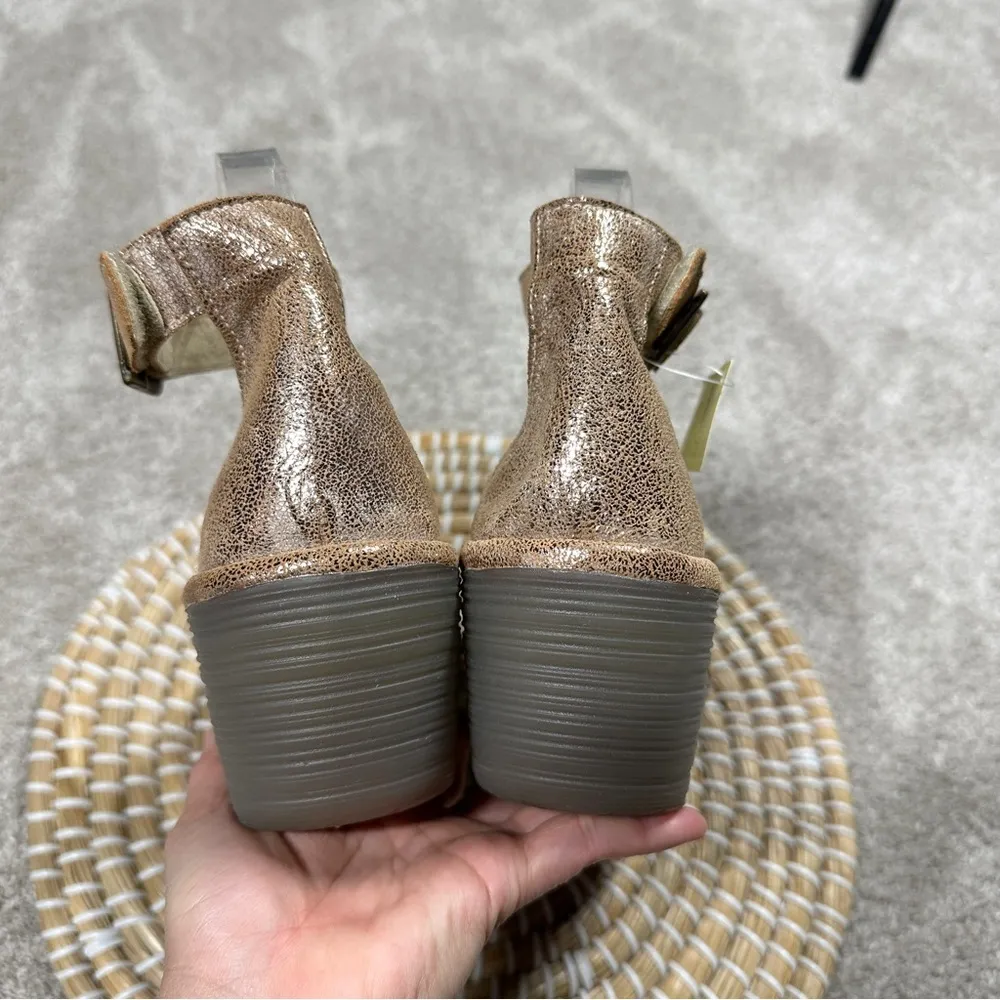 Fly London Women’s Yall T-strap Metallic Beige Leather Wedge Sandals 41/US 10.5 - Image 8