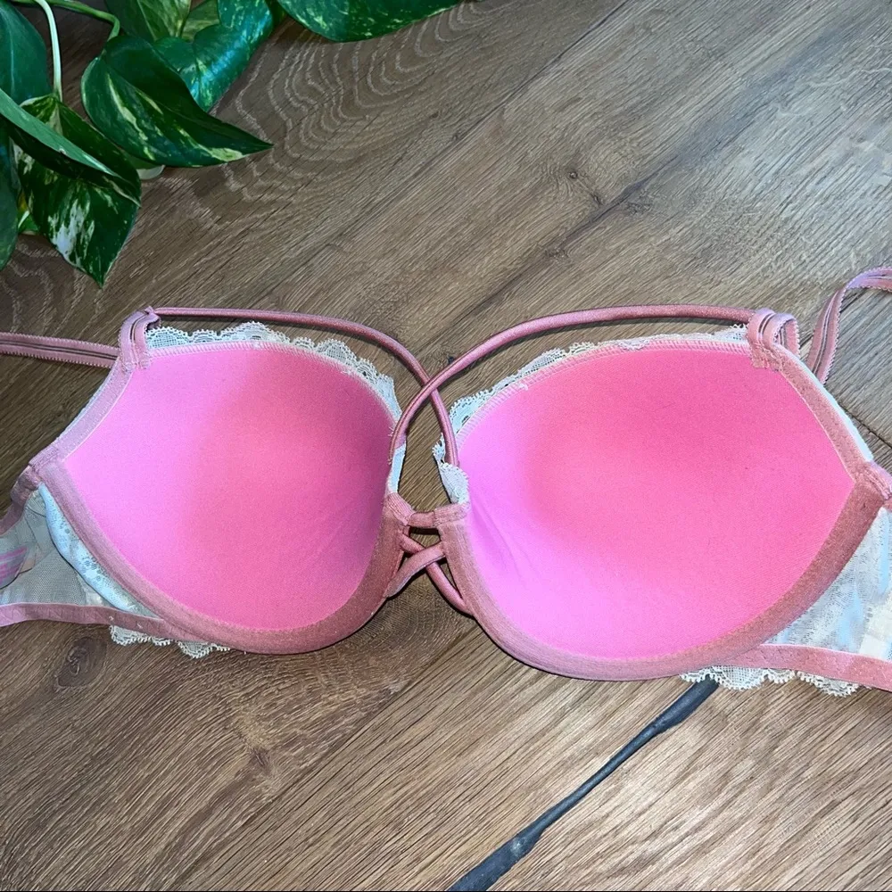 VS Pink crisscross lace balconette bra - Image 7