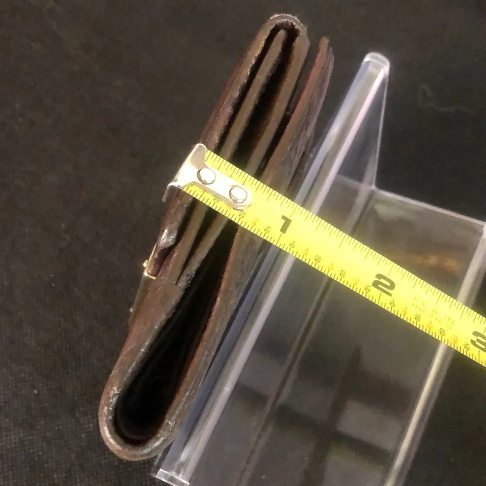 GUCCI Guccissima GG Brown Lambskin Bifold Wallet With Billfold & Coin Section - Image 8