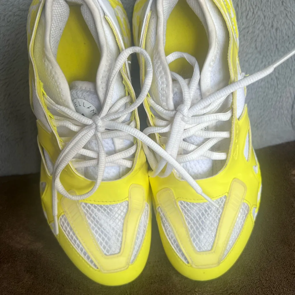 Adidas  Yeezy Foam Bright Yellow and White Sneakers Runner shoes - Image 5