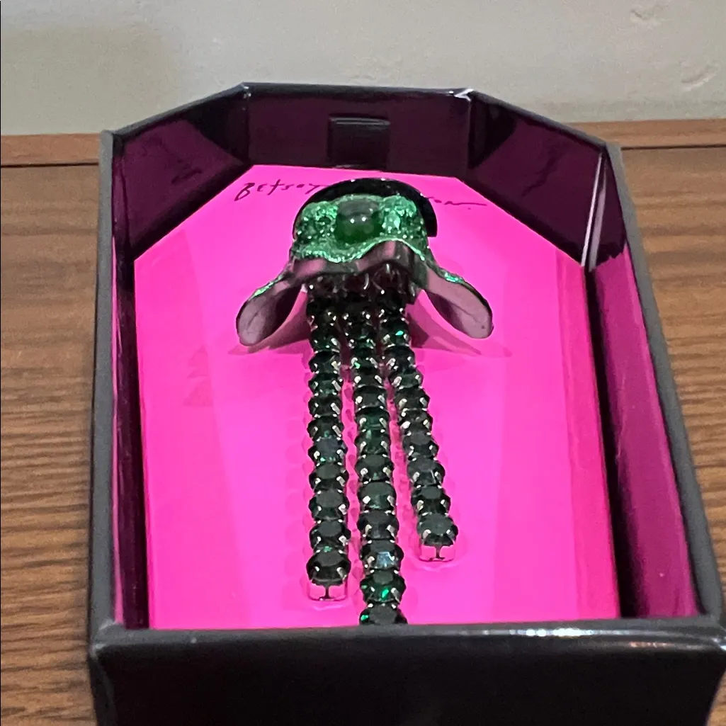 Betsey Johnson | Witch Brooch - Image 6