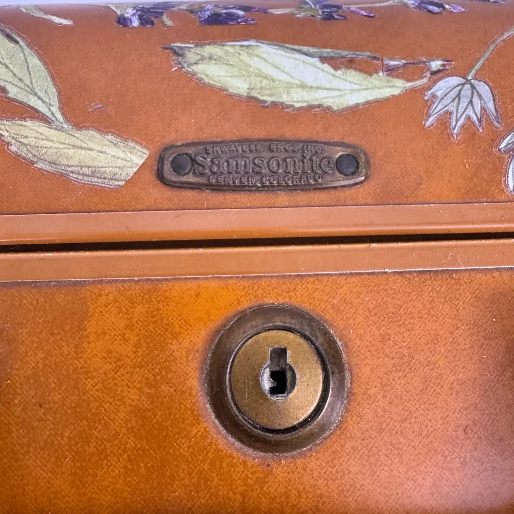 Samsonite Vintage Luggage Train Case 1940s USA Shwayder Bros Leather Look Deco Tan - Image 3