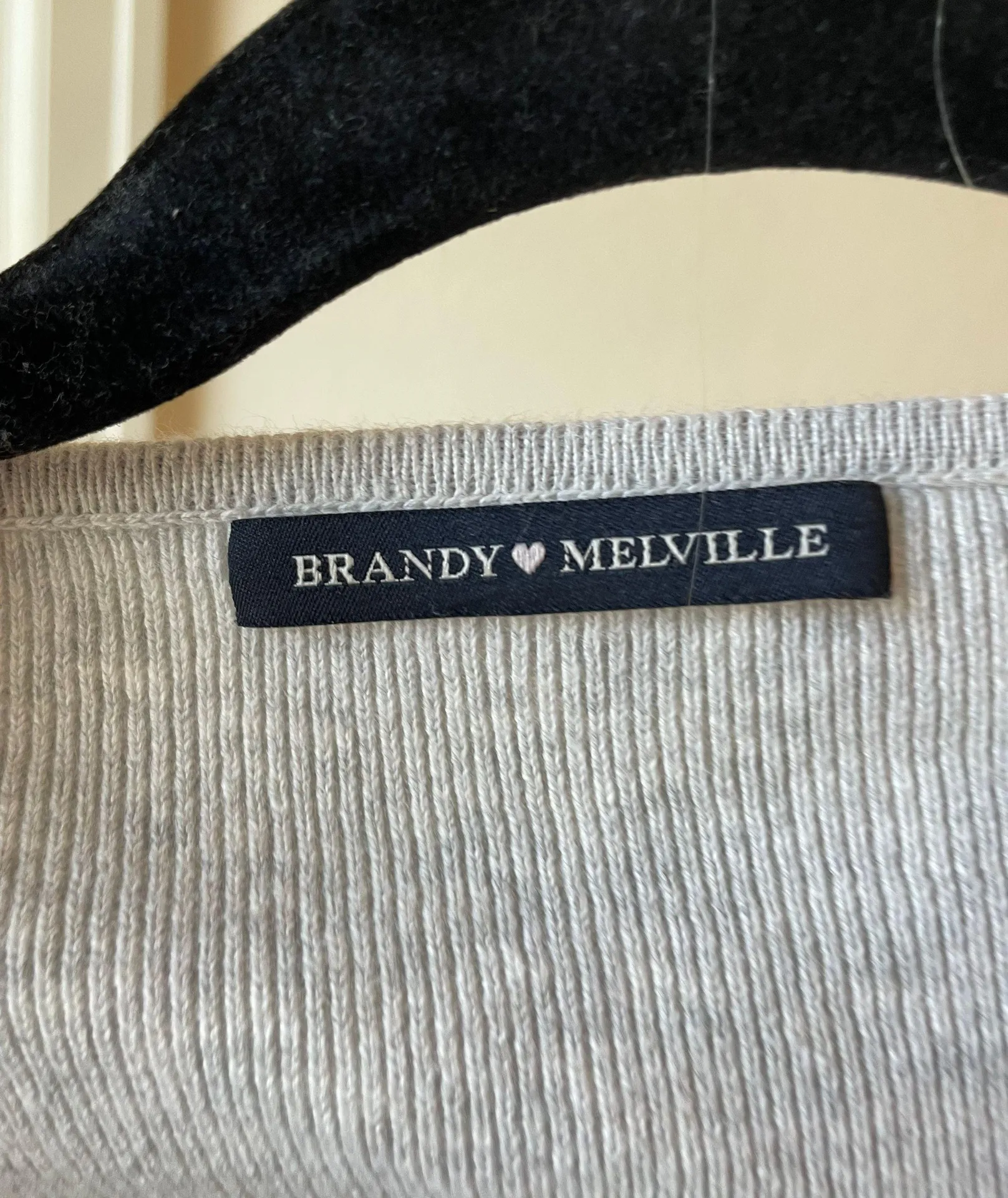 Brandy Melville Gray Cardigan - Image 5