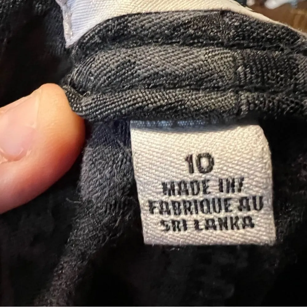 Calvin Klein‎ jeans women’s size 10, straight leg zip pockets, abstract pattern - Image 4