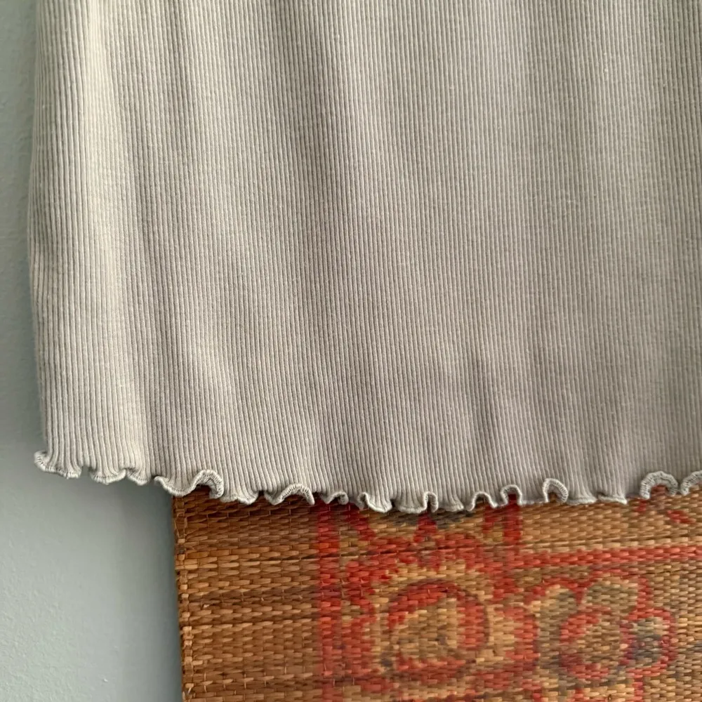 Charles Nolan Neutral Minimalist Ribbed Knit Tank Top Tan Size M - Image 4