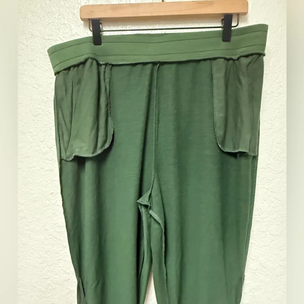 NWT Nine West Active  *small flaw* Olive Green Joggers Size 2X - Image 15